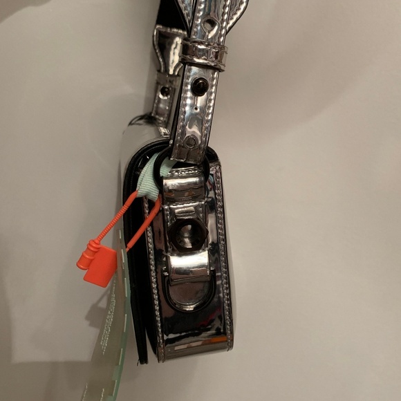 ❌SOLD ❌ Off-White Virgil Abloh Mirror Flap Bag - Picture 5 of 8